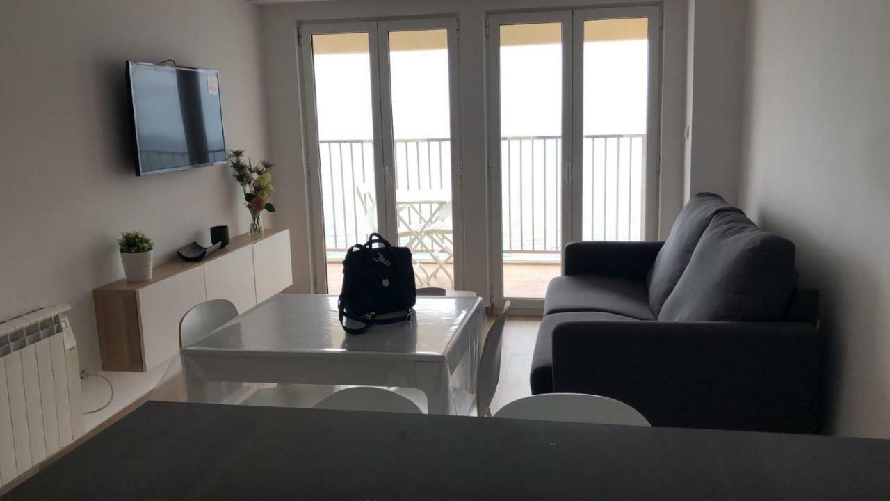Apartamento En Primera Linia Vistas Al Mar ปลาตจาดาโร ภายนอก รูปภาพ